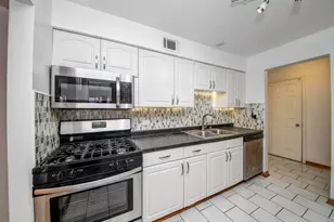 5300 Carriage Way Dr, Rolling Meadows, IL 60008 - Photo 3