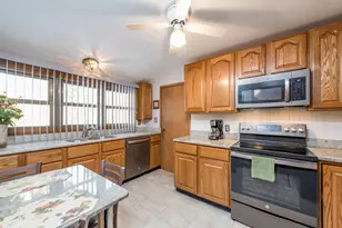 1118 Shiloh Blvd, Zion, IL 60099 - Photo 13