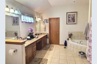 103 N Hickory Street, Peotone, IL 60468 - Photo 9