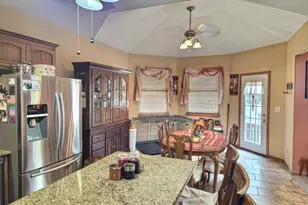 103 N Hickory St, Peotone, IL 60468 - Photo 5