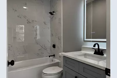 952 N Avers Avenue, Chicago, IL 60651 - Photo 7