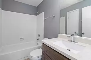 1535 Raymond Dr, Naperville, IL 60563 - Photo 17