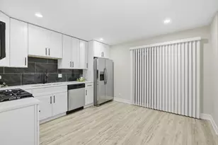 1104 W 87th St, Chicago, IL 60620 - Photo 5