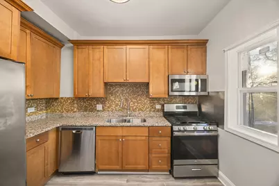 1118 S 7th Avenue, Maywood, IL 60153 - Photo 5