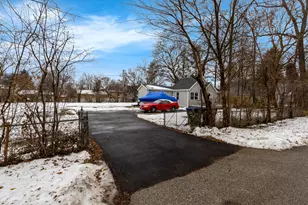 5421 Cleveland Dr, McHenry, IL 60050 - Photo 21