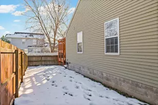 3905 Brookfield Dr, Champaign, IL 61822 - Photo 37