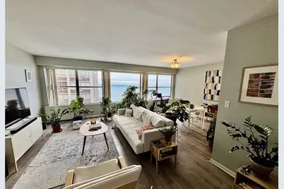 6157 N Sheridan Road #17E, Chicago, IL 60660 - Photo 5