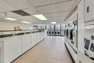 10 E Ontario St, Chicago, IL 60611 - Photo 25