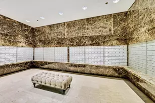 10 E Ontario St, Chicago, IL 60611 - Photo 21