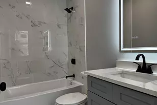 5027 S Indiana Ave, Chicago, IL 60615 - Photo 7