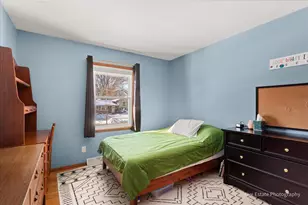 1108 S 12th St, Saint Charles, IL 60174 - Photo 11