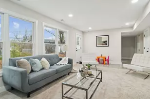 1420 Hassell Rd, Hoffman Estates, IL 60169 - Photo 19