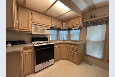 2795 E 28th Lot 140 Road, Seneca, IL 61360 - Photo 7