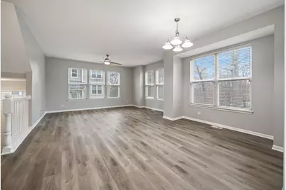 982 Tuscany Drive, Streamwood, IL 60107 - Photo 7