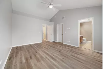 982 Tuscany Drive, Streamwood, IL 60107 - Photo 17