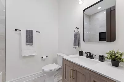 515 E Oakwood Boulevard, Chicago, IL 60653 - Photo 33