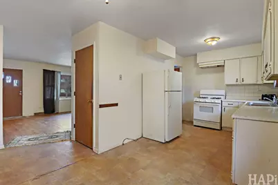 1912 Sheila Street, Woodstock, IL 60098 - Photo 7