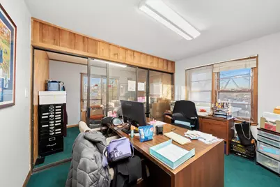 8200 W 95 Street, Hickory Hills, IL 60457 - Photo 33