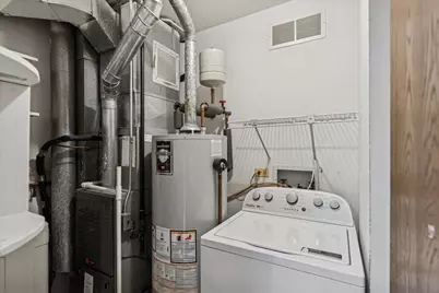 419 N Thornwood Drive #A, McHenry, IL 60050 - Photo 17