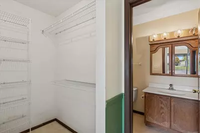 419 N Thornwood Drive #A, McHenry, IL 60050 - Photo 11