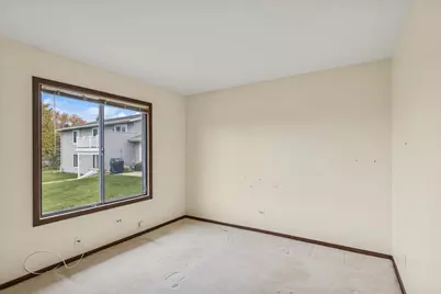 419 N Thornwood Drive #A, McHenry, IL 60050 - Photo 13