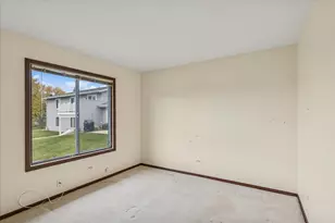 419 N Thornwood Dr, McHenry, IL 60050 - Photo 13