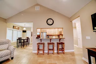 558 E Martin Ave, Watseka, IL 60970 - Photo 17