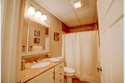 558 E Martin Avenue, Watseka, IL 60970 - Photo 39