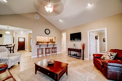 558 E Martin Avenue, Watseka, IL 60970 - Photo 15