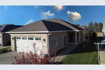 558 E Martin Avenue, Watseka, IL 60970 - Photo 1