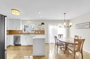 255 Midlane Dr, Crystal Lake, IL 60012 - Photo 7