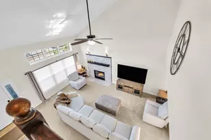 255 Midlane Dr, Crystal Lake, IL 60012 - Photo 13