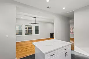 7809 S Peoria St, Chicago, IL 60620 - Photo 13