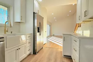 7434 Emerson St, Morton Grove, IL 60053 - Photo 11