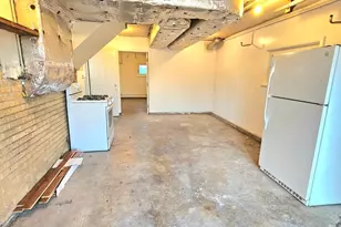 7434 Emerson St, Morton Grove, IL 60053 - Photo 33