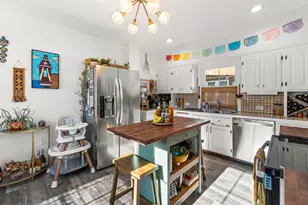 2029 N Kildare Ave, Chicago, IL 60639 - Photo 11