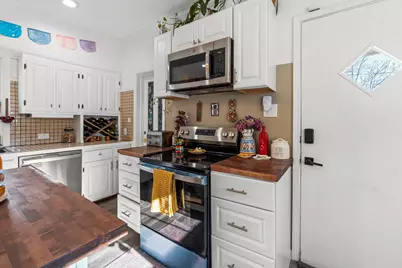 2029 N Kildare Avenue, Chicago, IL 60639 - Photo 13