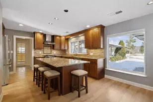 16280 W Woodbine Cir, Vernon Hills, IL 60061 - Photo 7