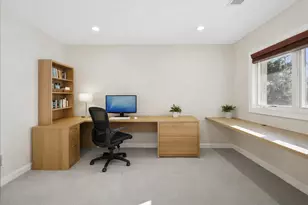 16280 W Woodbine Cir, Vernon Hills, IL 60061 - Photo 11