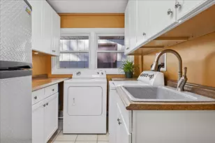 16280 W Woodbine Cir, Vernon Hills, IL 60061 - Photo 21