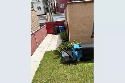 7713 S Cornell Avenue, Chicago, IL 60649 - Photo 17