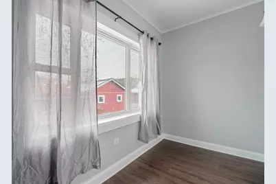 7715 S Oglesby Avenue, Chicago, IL 60649 - Photo 17