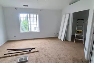 587 S Parkside Dr, Round Lake, IL 60073 - Photo 7