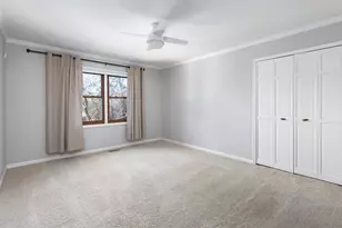 1137 Kenilworth Cir, Naperville, IL 60540 - Photo 33