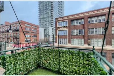 1801 S Michigan Avenue #302, Chicago, IL 60616 - Photo 11