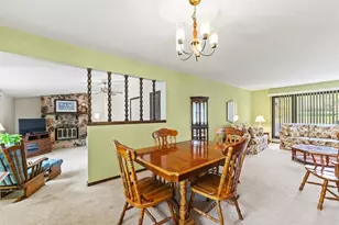 295 Forestcliff Ct, Davis, IL 61019 - Photo 7