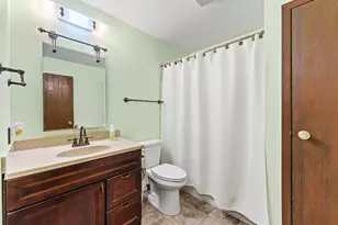 295 Forestcliff Ct, Davis, IL 61019 - Photo 17