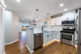 2906 Meadowview Ln, Montgomery, IL 60538 - Photo 5