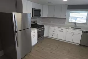 10906 N Woodstock St, Huntley, IL 60142 - Photo 3