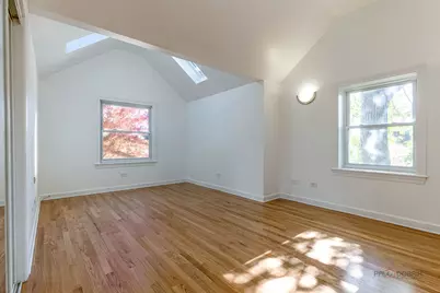 7810 Kildare Avenue, Skokie, IL 60076 - Photo 13